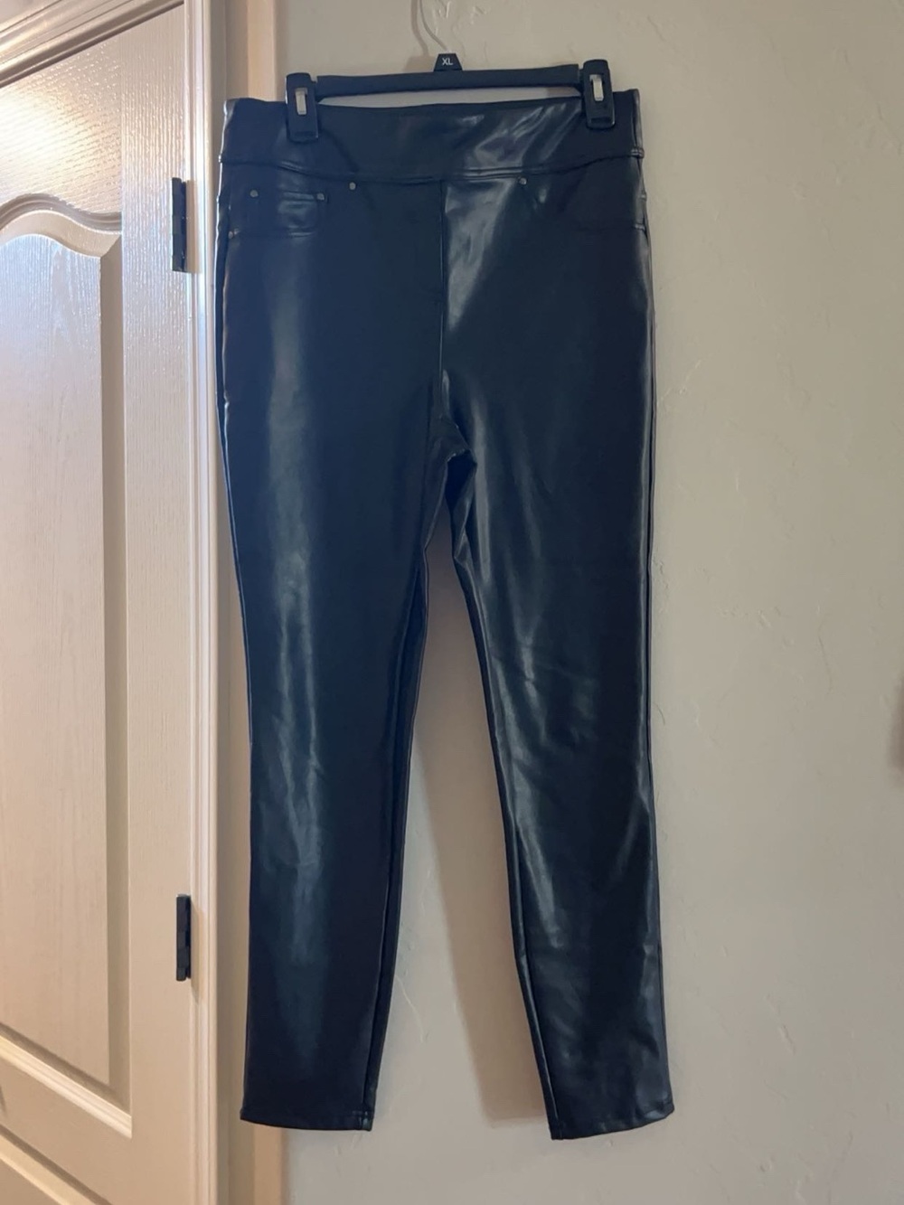 Laundry By Shelli Segal Black Faux Leather Leggings
